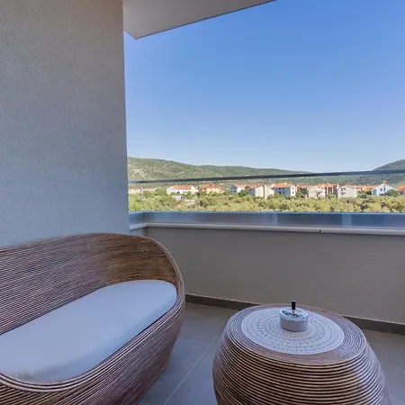 Orhideja Apartmanhotel Cres