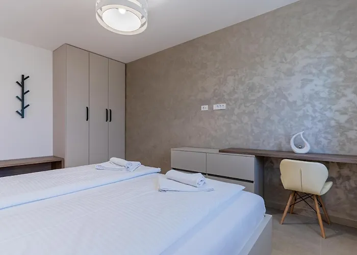 Orhideja Aparthotel Cres