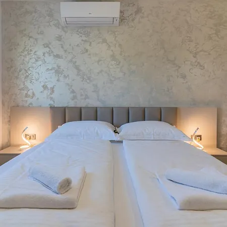 Orhideja Aparthotel 4*