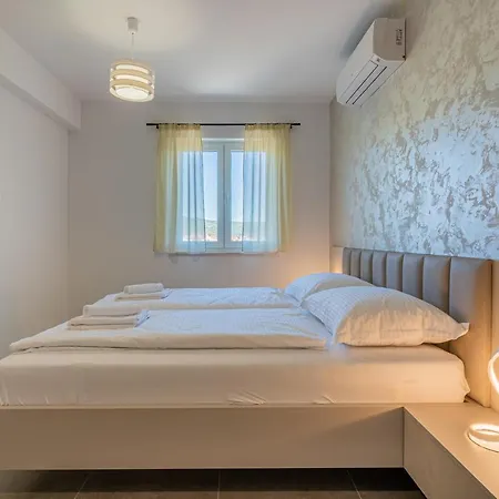 Aparthotel Orhideja Cres