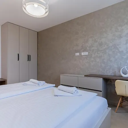 Orhideja Aparthotel Cres