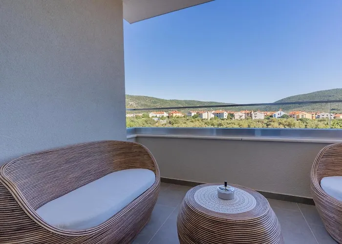 Orhideja Apartmanhotel Cres