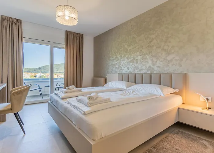 Apartmanhotel Orhideja 4*