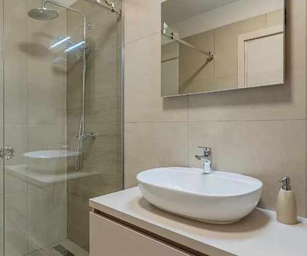 Apartmanhotel Orhideja 4*