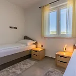 Orhideja Cres
