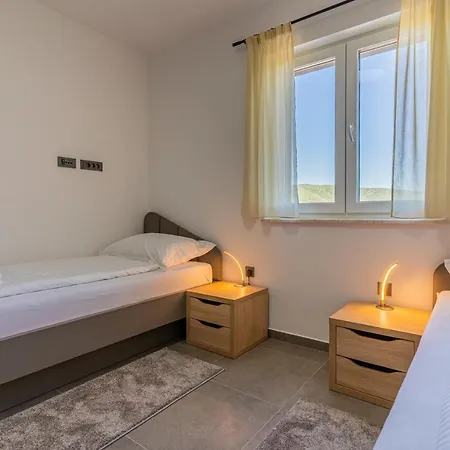 Orhideja Cres